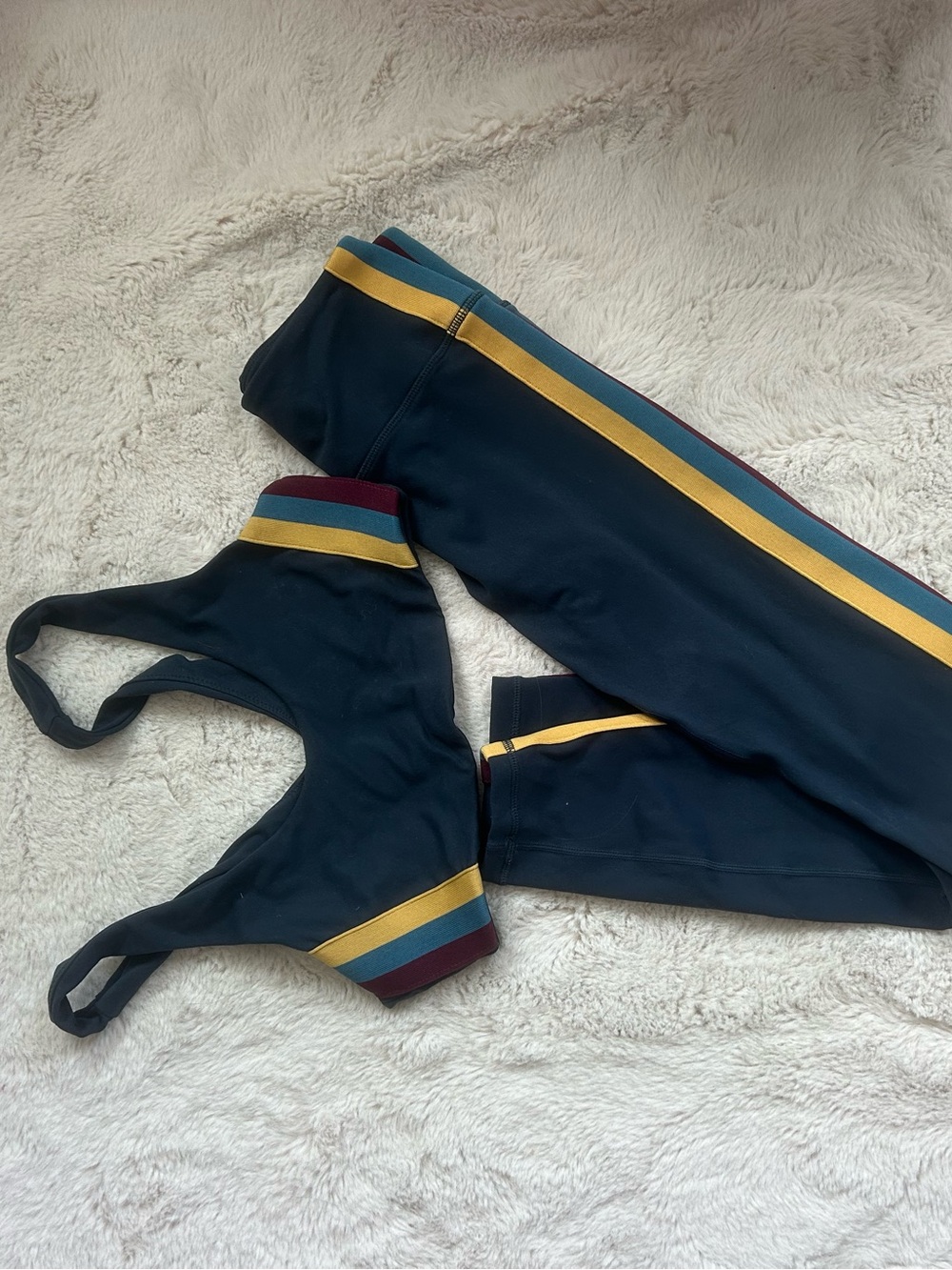 Spiritual Gangster workout set sports bra and leggings size small